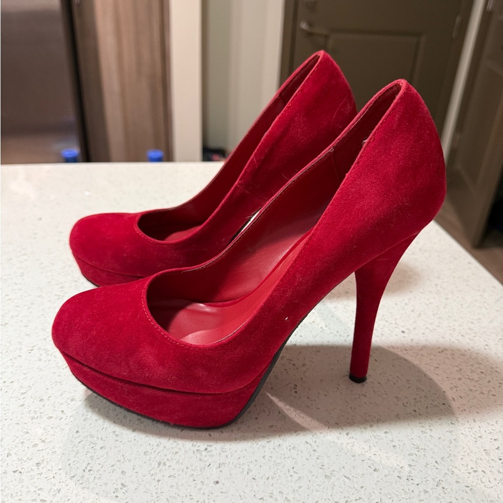 Vibrant Red Velvet High Heeled Pumps